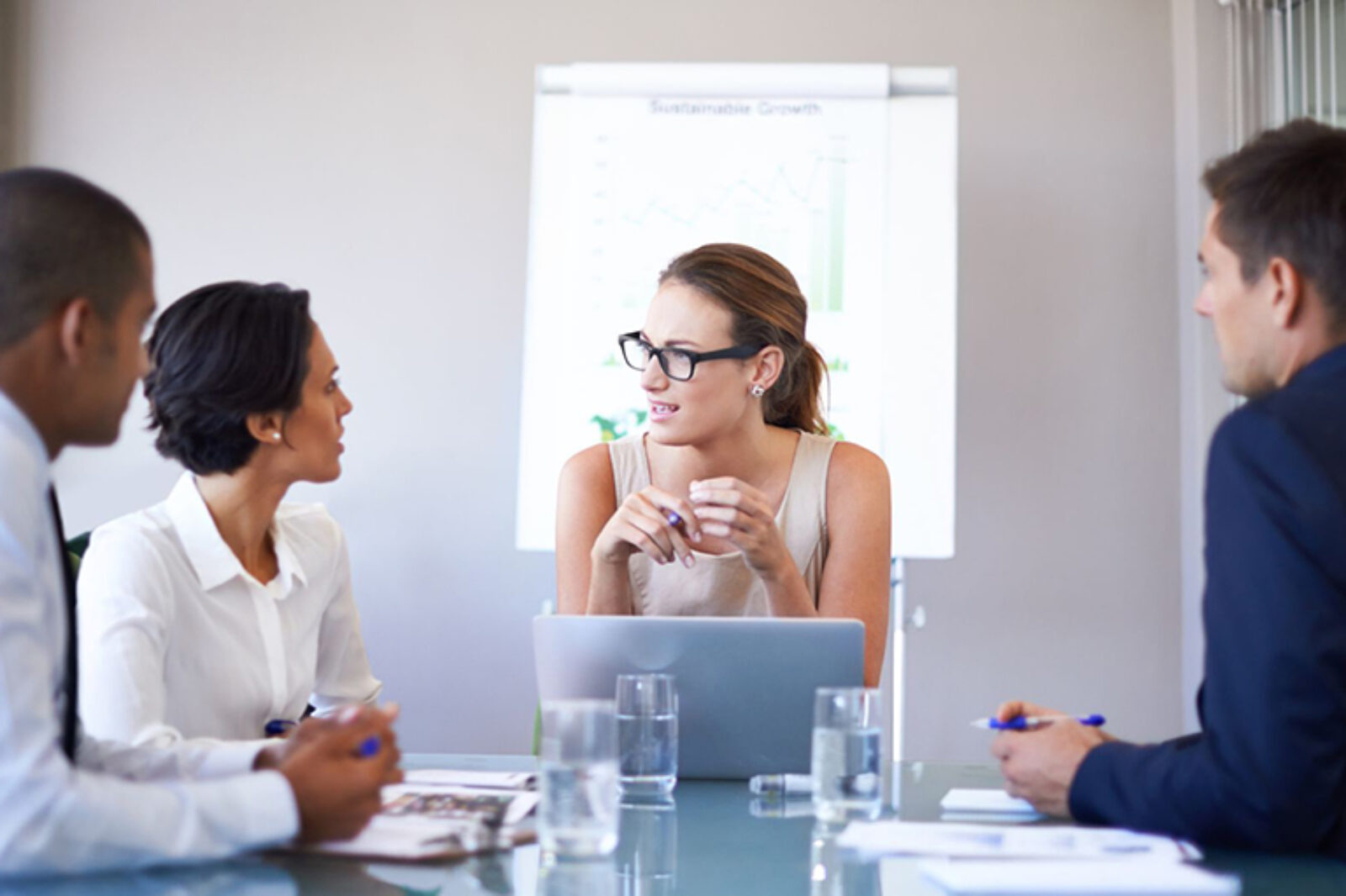 The Role of Chatbots in Enhancing Small Business Customer Service IMG