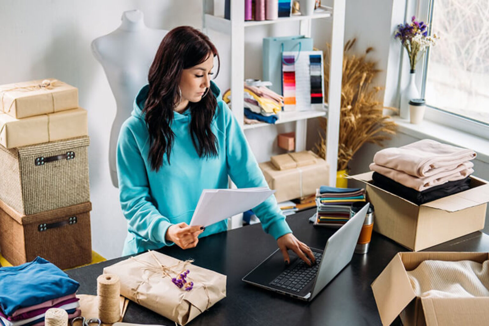 How to Improve Your Small Business Online Presence in 2025 IMG